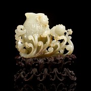 Hetian jade figurine ‘Fish, children and lotuses’, Qing dynasty