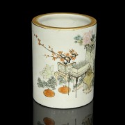 Xu Pinheng. Enamelled porcelain brush jar