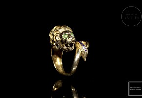 Yellow gold ring ‘Lion's head’