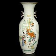 Chinese vase with palace scenes, 19th century