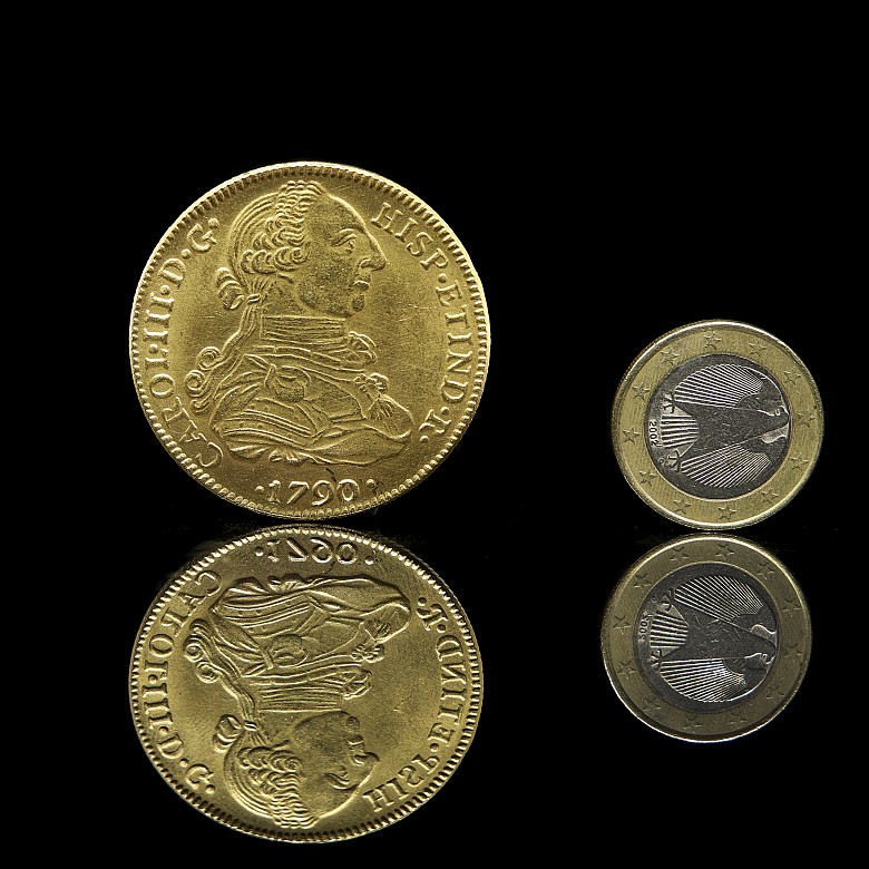 Moneda de oro 