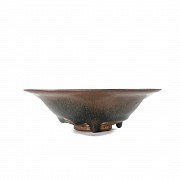 Two-colour glazed ware bowl, Song dynasty