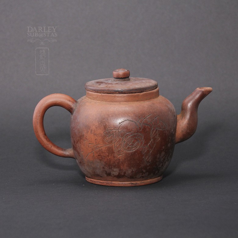Beautiful Old Yixing teapot. - 1