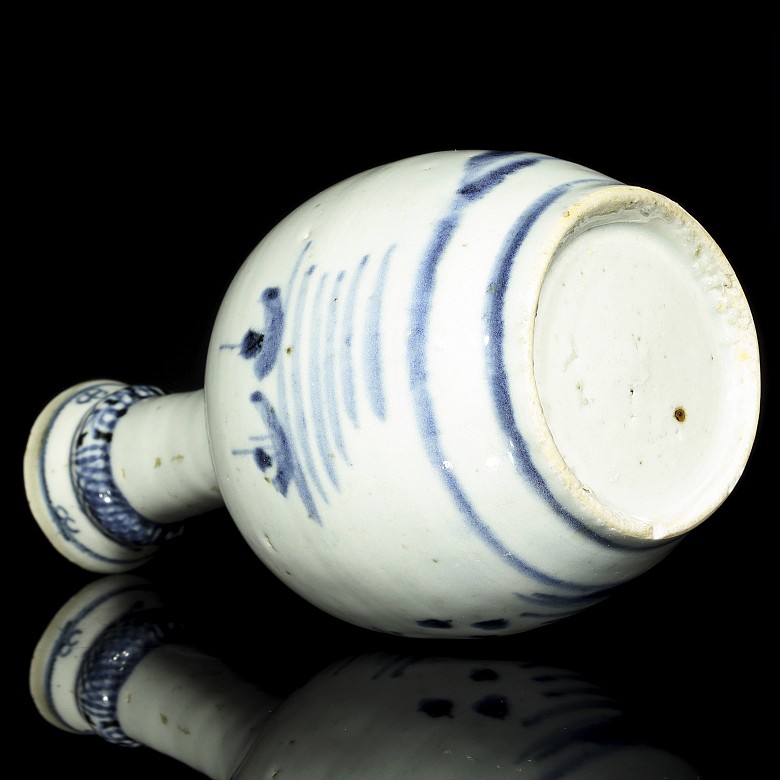 Jarrón de cerámica, azul y blanco, dinastía Qing