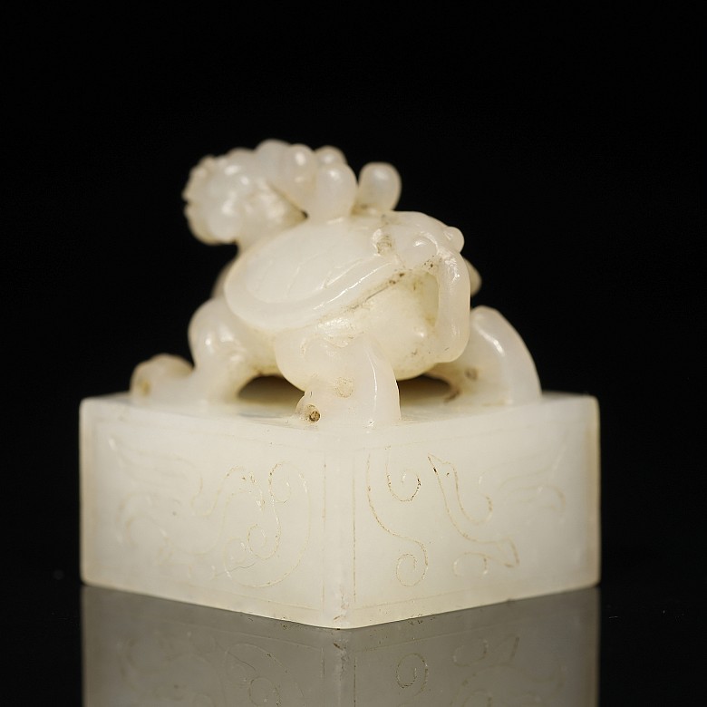 Jade seal with tortoise, Western Han Dynasty