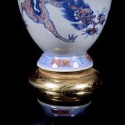 Blue and red enamelled porcelain ‘Dragon’ vase, Qing dynasty