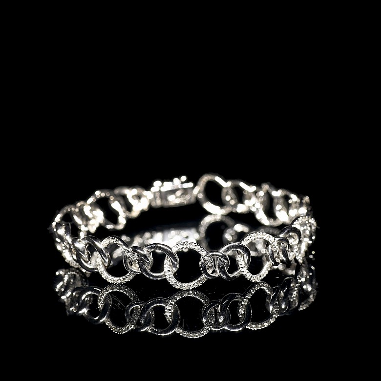 White gold and diamond bracelet