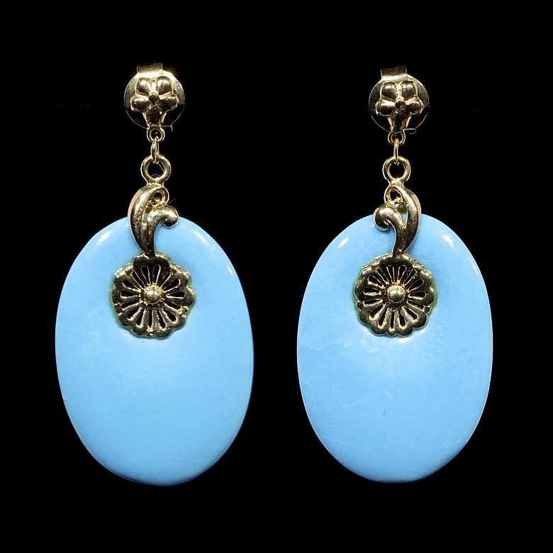 Yellow gold earrings with turquoise