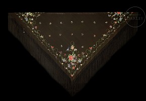 Elizabethan embroidered silk Manila shawl, 19th century