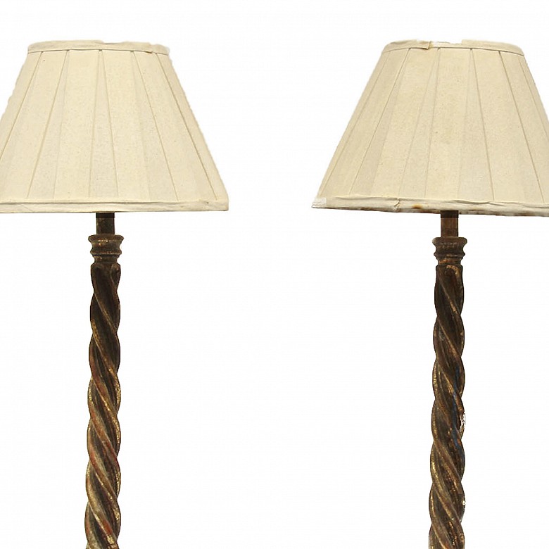 Pair of lamps with wooden stems, 20th century