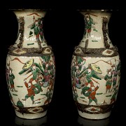 Pair of vases with warriors, Nanking, Qing Dynasty