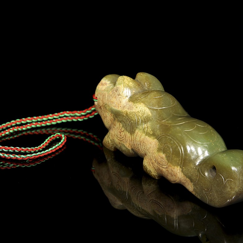 Carved jade figure ‘Tiger’, Western Zhou dynasty