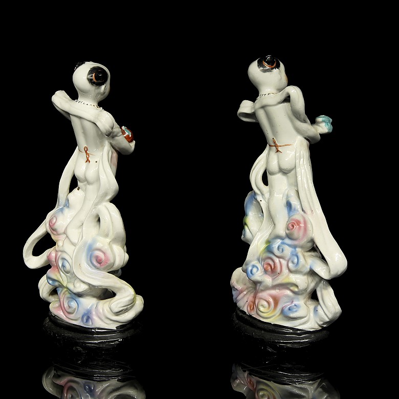 Pareja de niños de porcelana, s.XX - 9