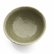 Yuan style ceramic bowl.