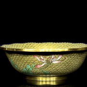 Enamel bowl 