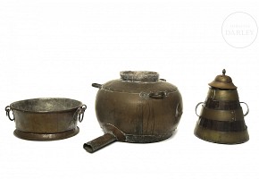 Set of copper pieces for orujo distillation, 19th-20th century