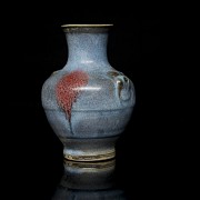 Small Junyao ceramic vase, 20th century