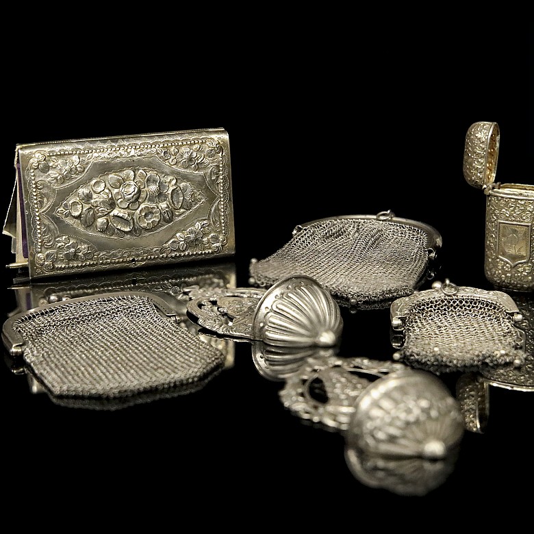 Small silver objects, 19th - 20th century