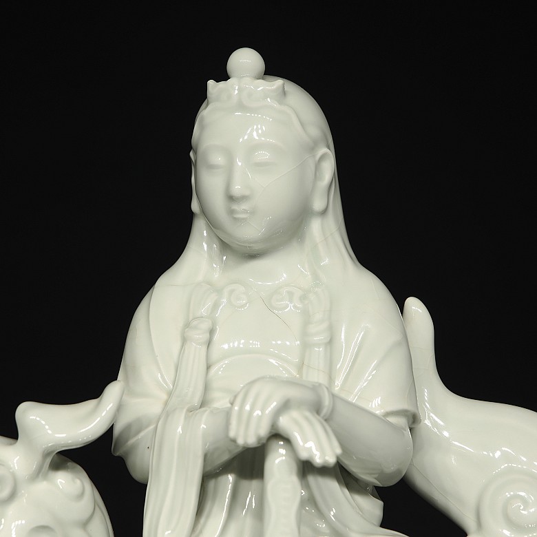 Porcelain figurine ‘Manjushri on foo dog’, Qing Dynasty