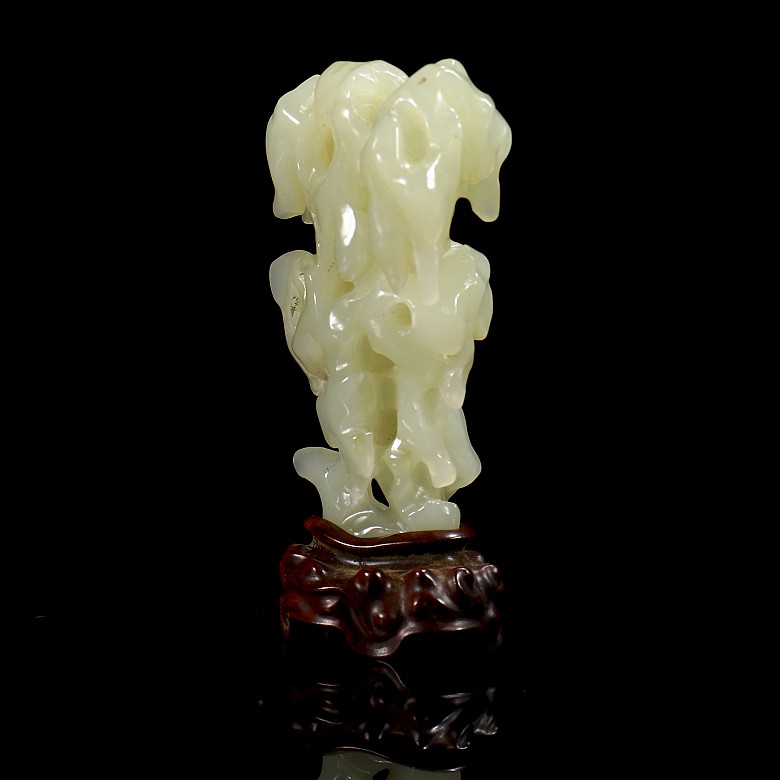 Carved white jade figurine ‘Taihu’, Qing dynasty