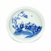 A blue and white porcelain plate, 20th century