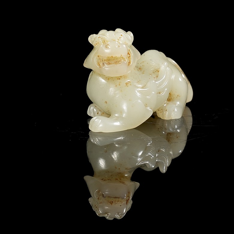 Carved jade figurine ‘Beast’, Han dynasty