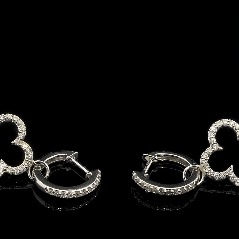 Pendientes en oro blanco de 18 k y diamantes