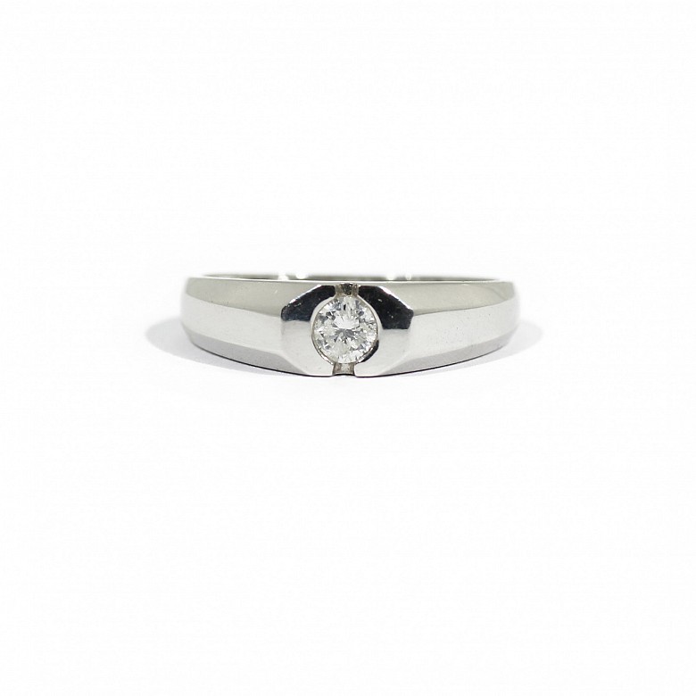 Beautiful diamond solitaire with 0.19cts