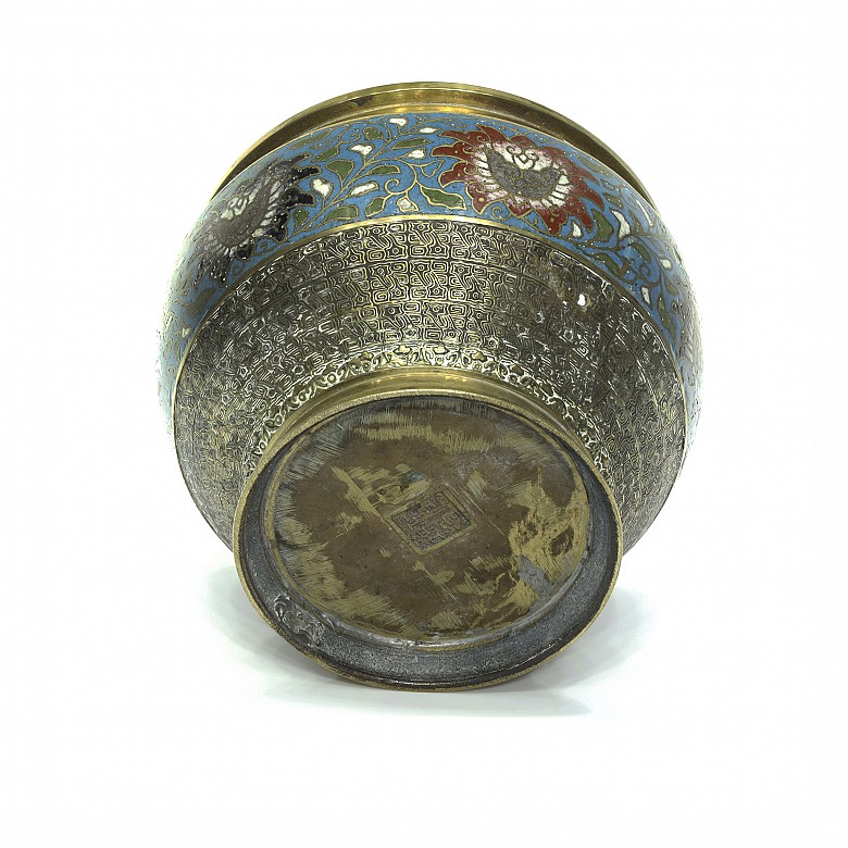 Bronze bowl with an enameled border, 20th century