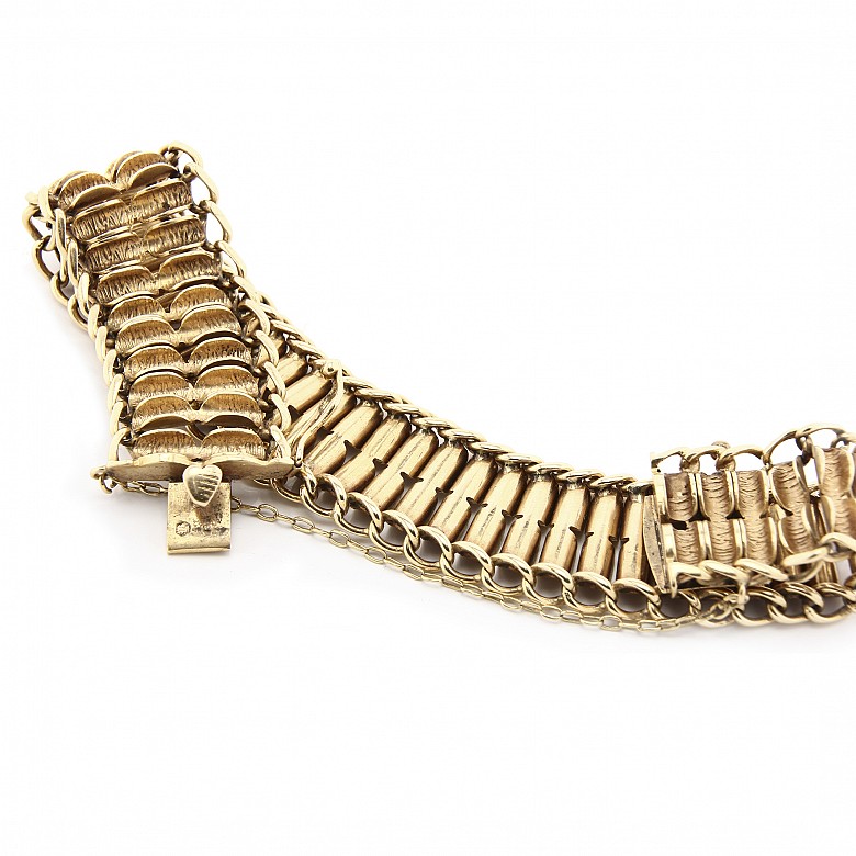 18k yellow gold bracelet.