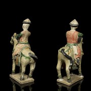 Pair of ceramic horsemen, Ming dynasty - 15