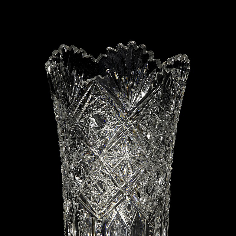 Egor Kuzmich Cheryatov (1873-1947) “Carved glass and silver vase”