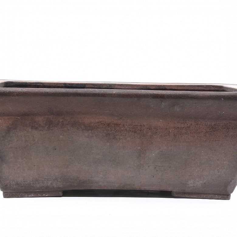 A Large rectangular flowerpot, Yixing, Ming-Qing dynasty.