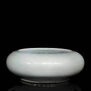 Chinese porcelain brush pot, with Kangxi mark