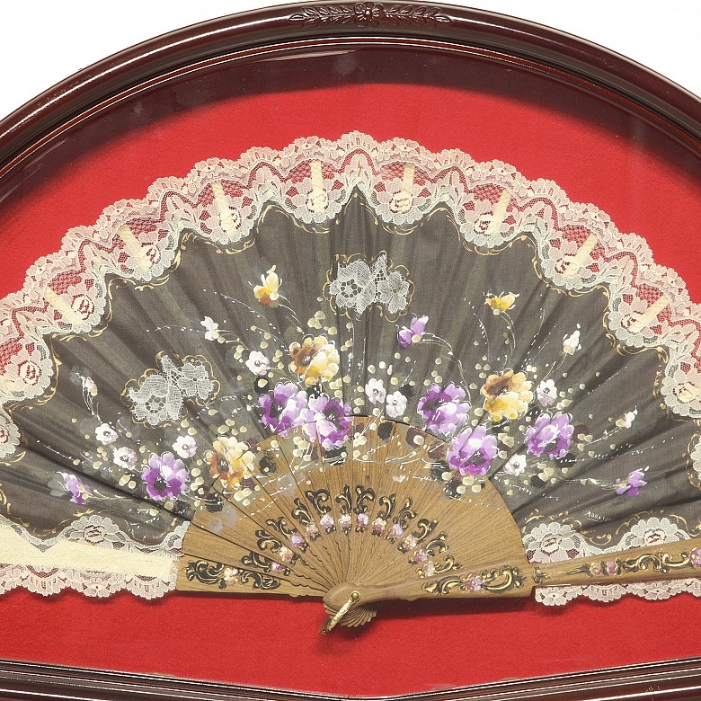 Wooden fan ‘’Flowers‘’ with fan holder, 20th century - 1