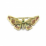 18k yellow gold butterfly clasp.