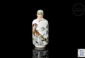 Porcelain snuff bottle ‘Tiger and Poem’, with Kangxi stamp