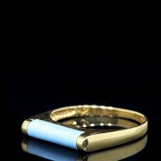 Yellow gold ring with turquoise