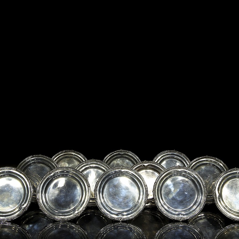 Collection of twelve Mexican silver ‘Sanborns’ dessert plates