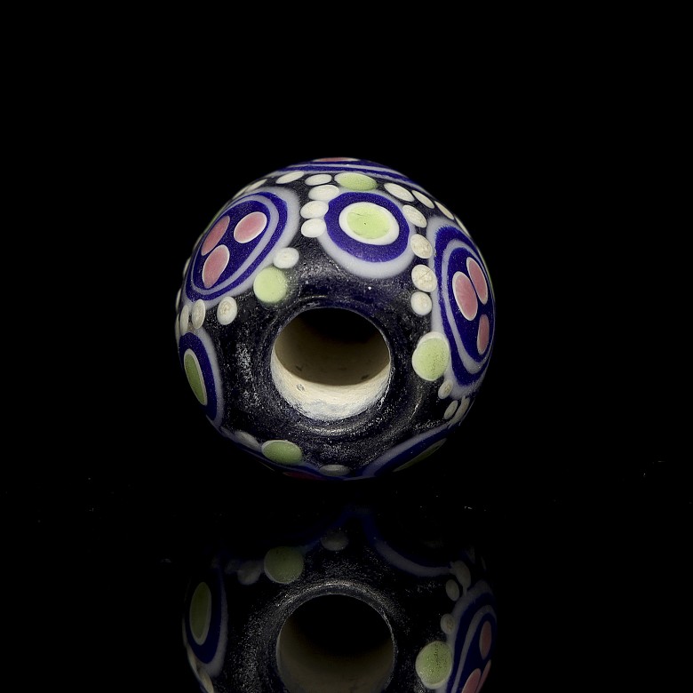 Coloured enamel bead, Warring States Period