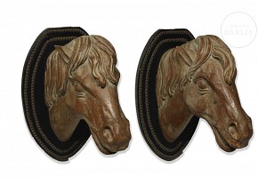 Pair of horse busts, 20th century