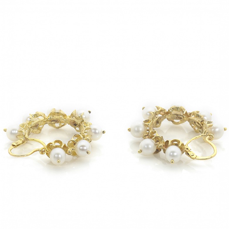 Pendientes en oro amarillo 18 k y perlas