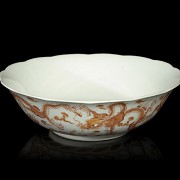 Chinese bowl enameled in red, Daoguang marked