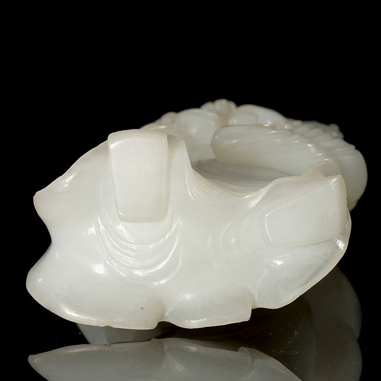 Jade figurine “Luohan with ruyi and flower”, Qing dynasty