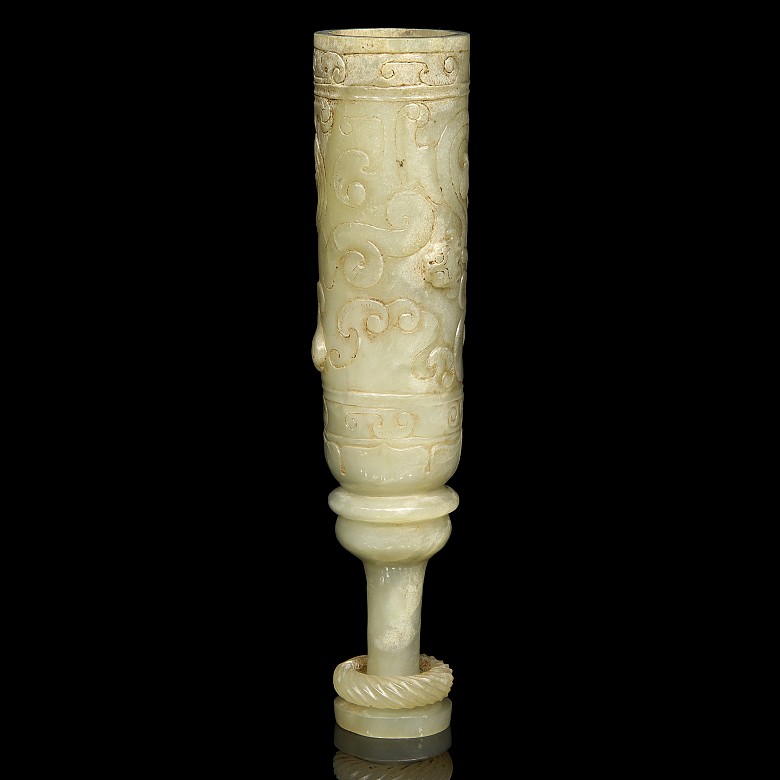 Carved jade ‘Mythical beast’ cup, Warring States period