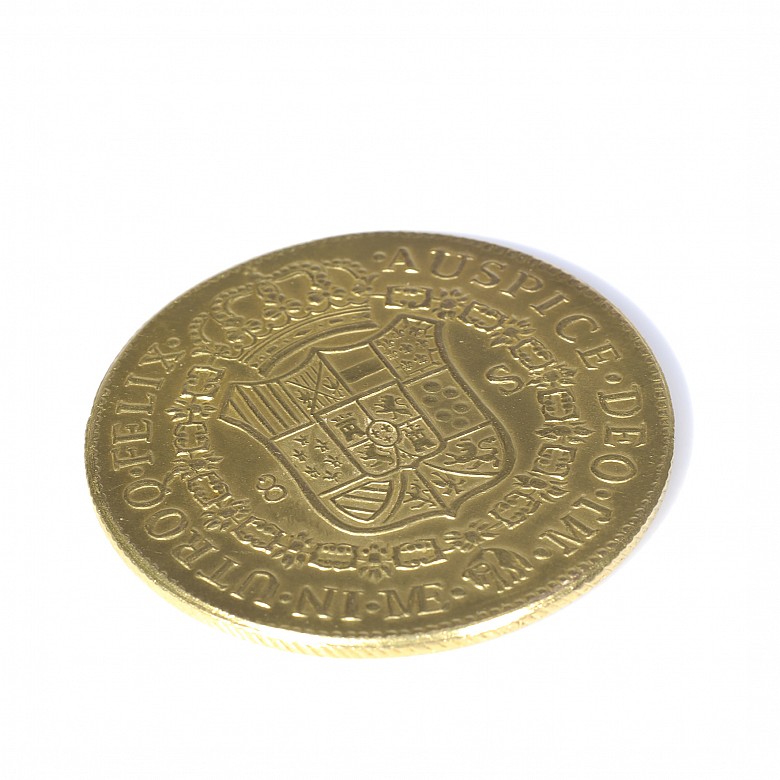 Moneda de oro 900 milésimas