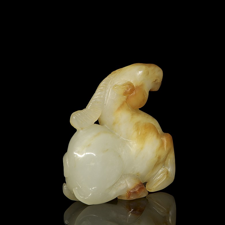 Carved jade pendant 