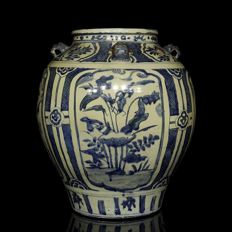 Porcelain vase in blue and white “Landscapes”, Qing dynasty