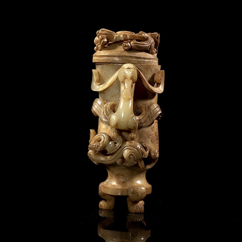 Jade cup ‘Phoenix and dragon’, Han style