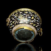 Cloisonné ‘Treasures’ lidded vessel, Qing dynasty